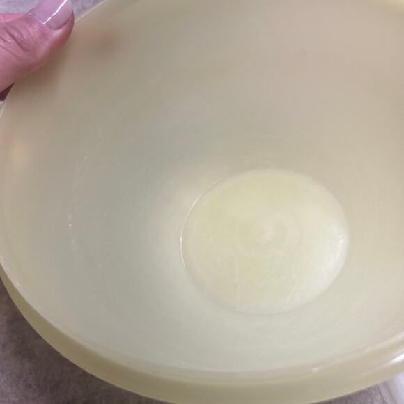 Vintage Tupperware Pastel "Wonderlier" Nesting Bowl Set 3pc w/ Lids #233-235 - Picture 10 of 10